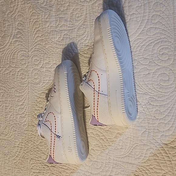 Nike Air Force 1 - Mummy's - Brand new with Box - 10.5w / 9m - Picture 4 of 4